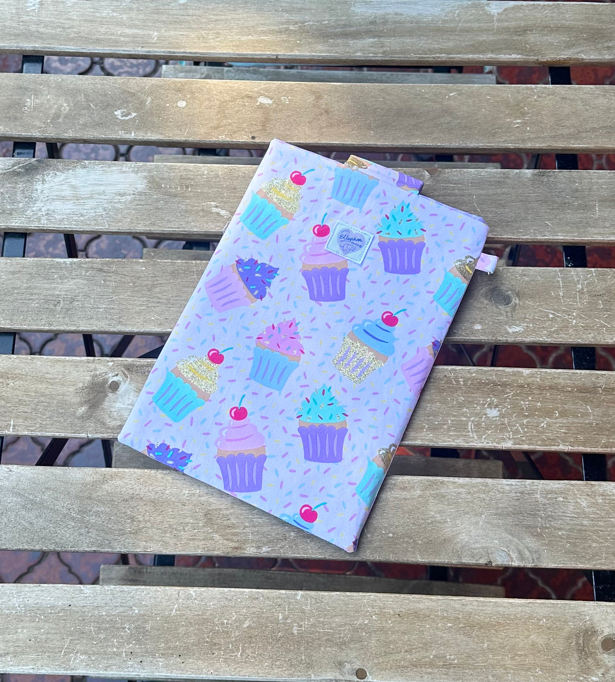 Ellephon studios back cupcake Booksleeve case