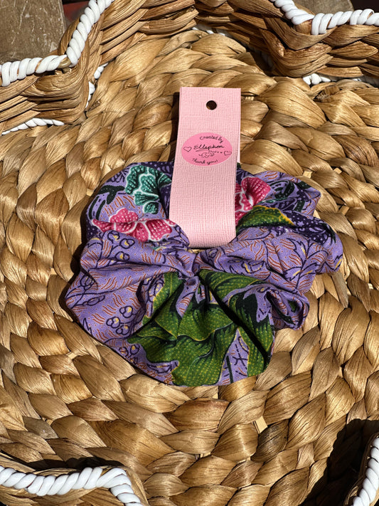 Ungu Muda Batik Hair Scrunchie