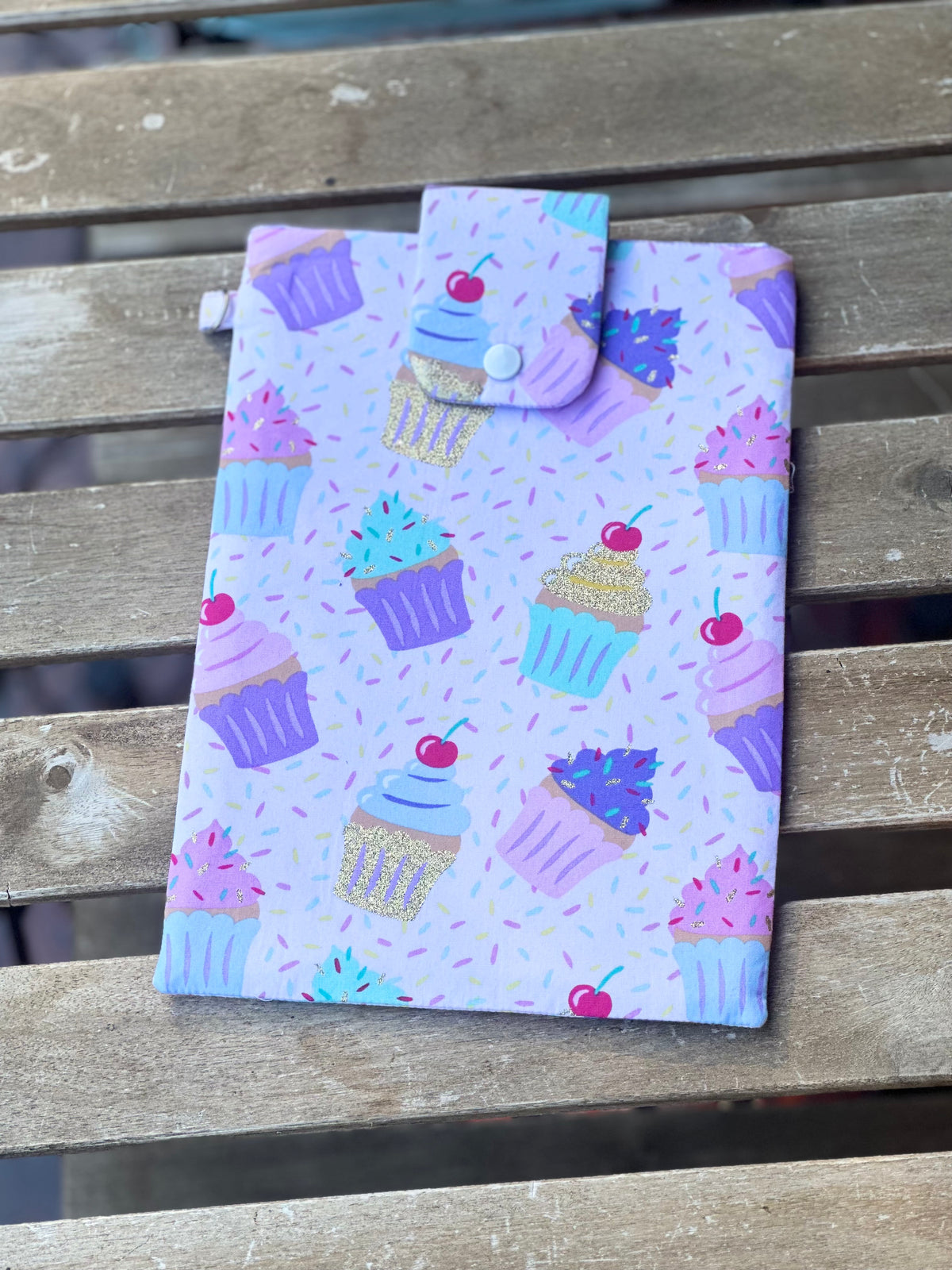 Ellephon studios white cupcake vertical Booksleeve case