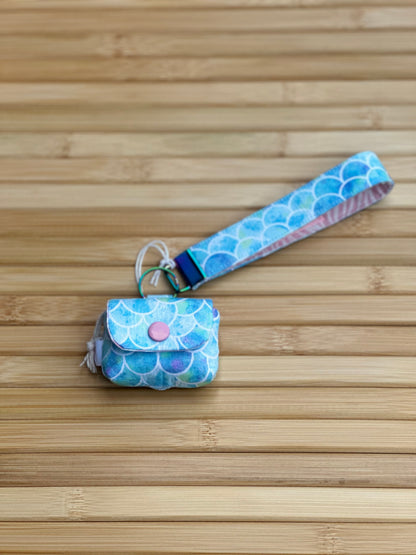 Blaue Meerjungfrau AirPod-Hülle