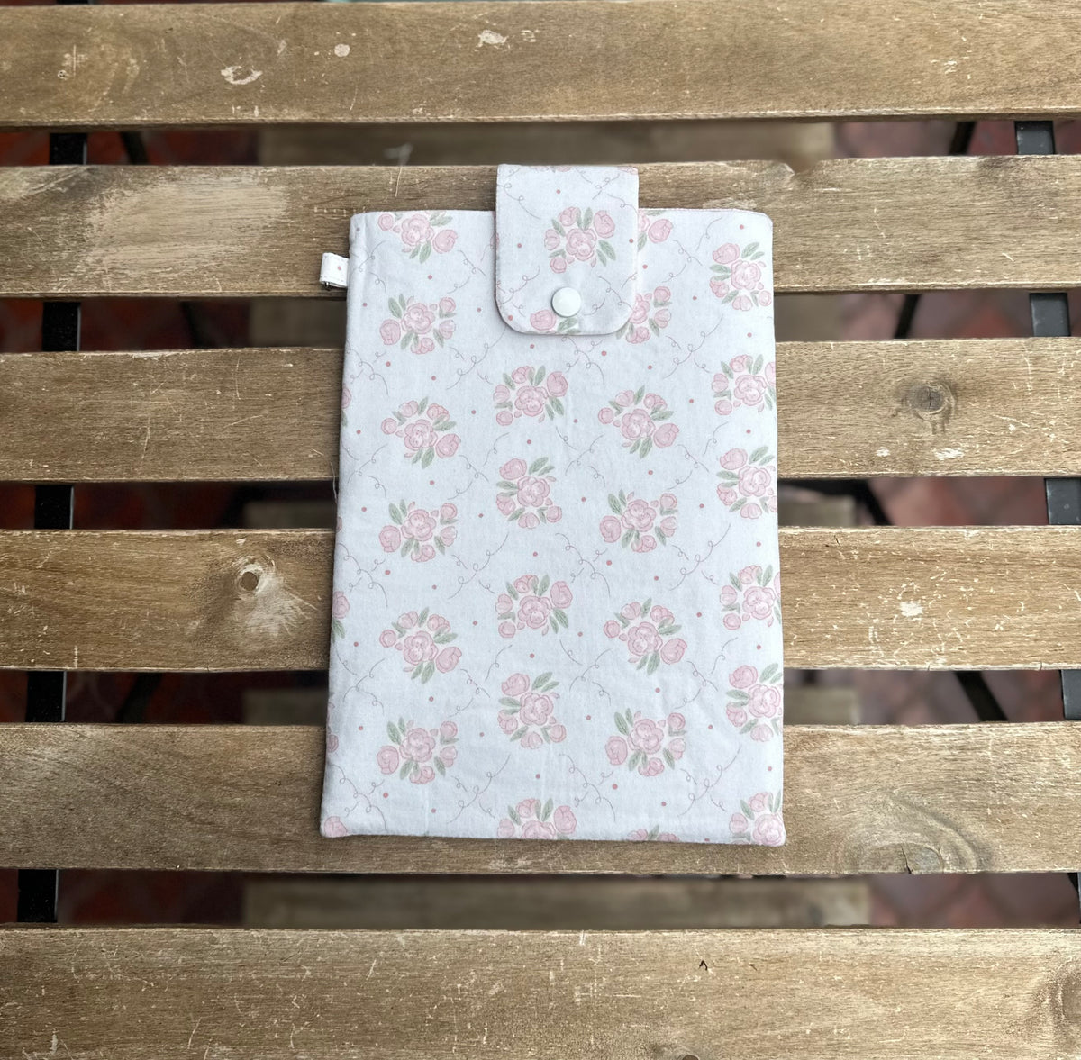 Ellephon studios white pink  flora Booksleeve 