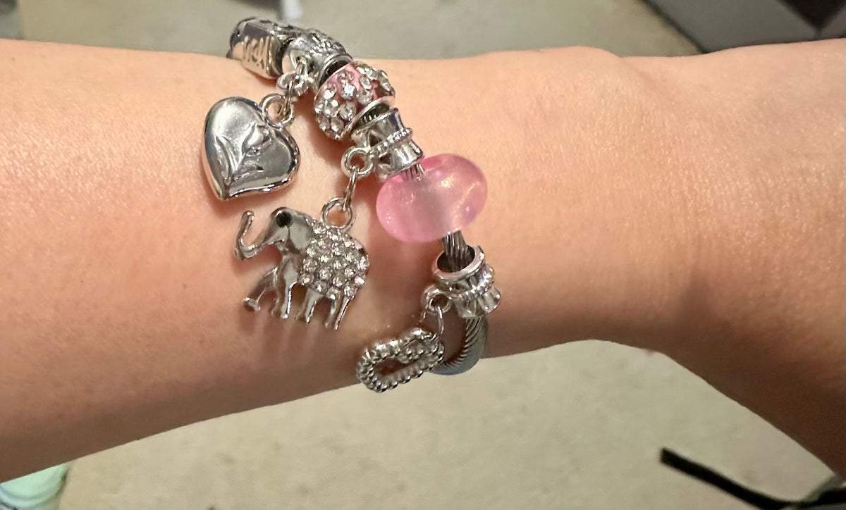 Elephant Bracelet - Light Pink Beads