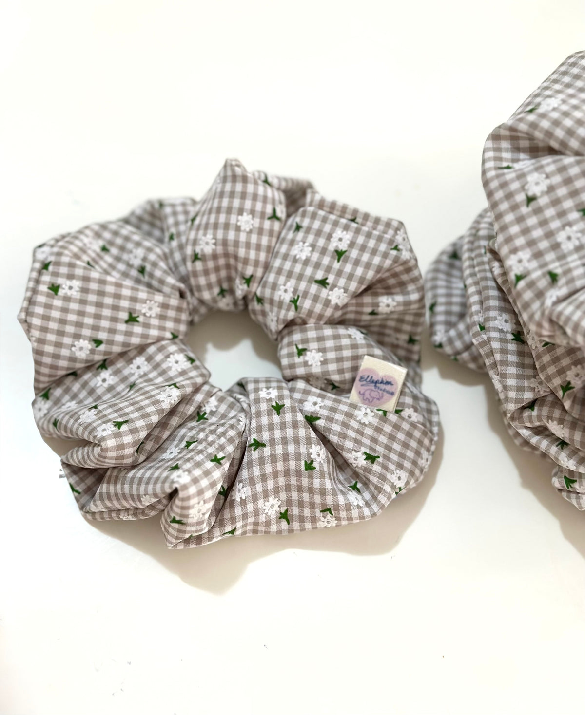 Daisy Gingham Scrunchie
